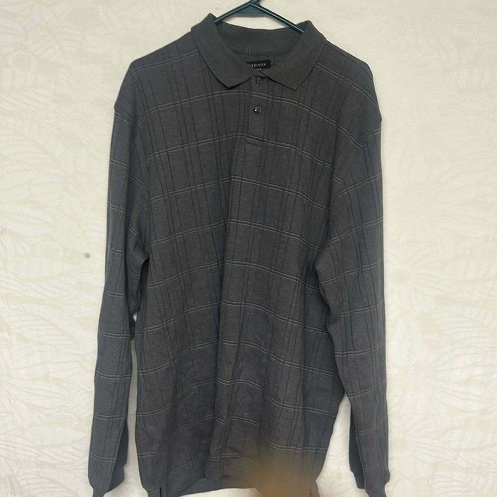 VAN HEUSEN